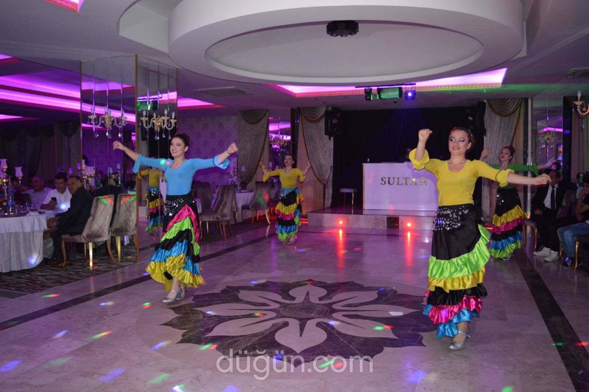 Neon Kaftan & Organizasyon