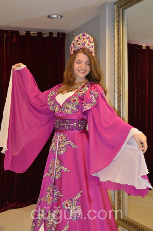 Neon Kaftan & Organizasyon