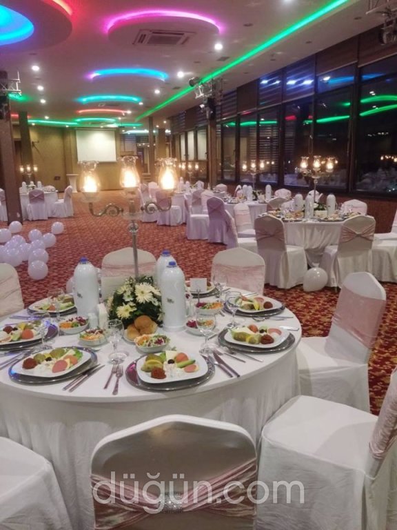 Elegance Resort Hotel