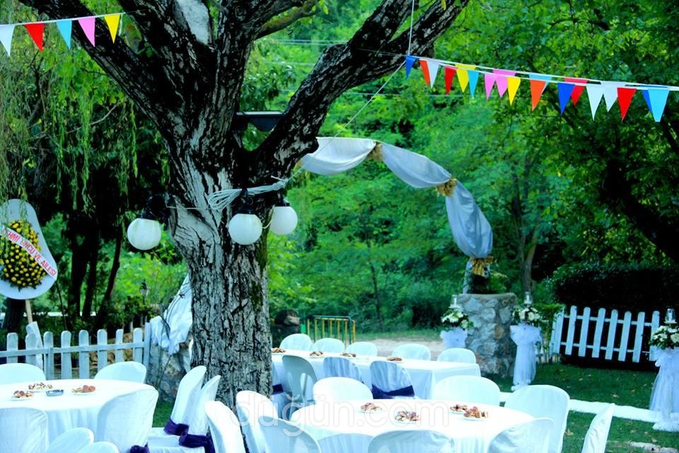 Onlar Alabalık Et Mangal & Kır Bahçesi