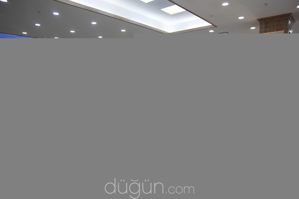 Dostlar 2 Düğün Salonu