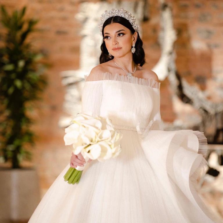 Closh Couture & Wedding
