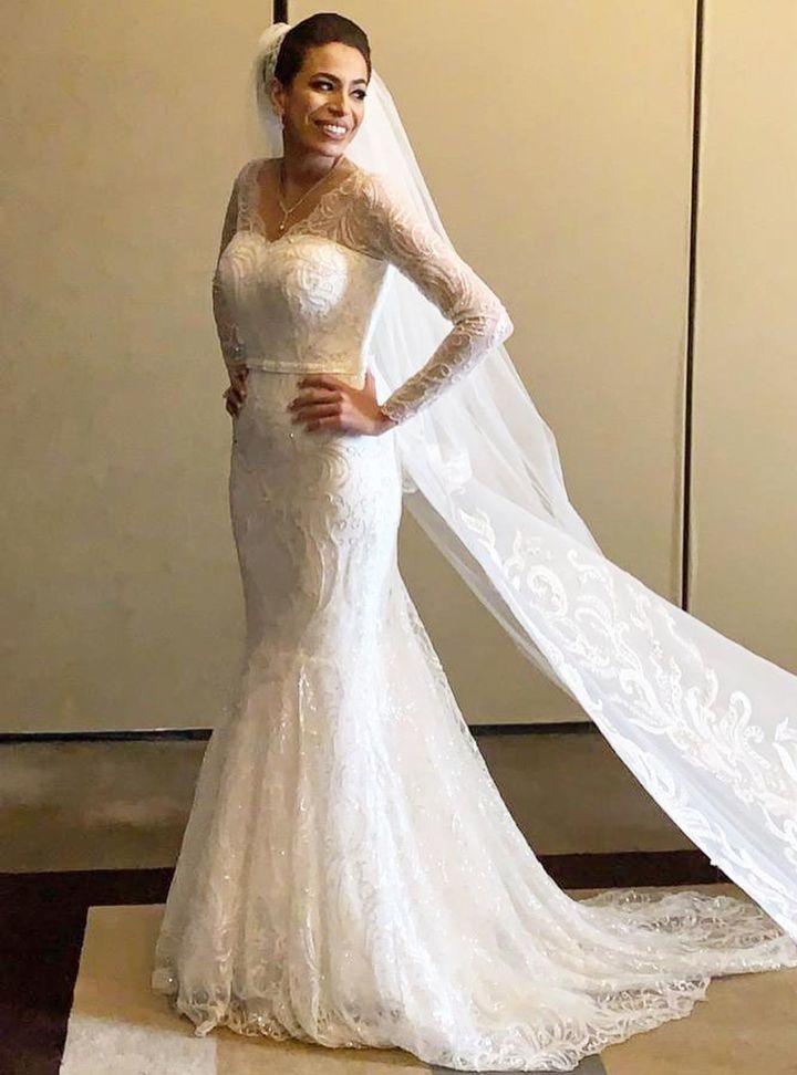 Nehir Tayman Couture 3 Balık Kesim V Yaka Göğüs Dekolteli Gelinlik