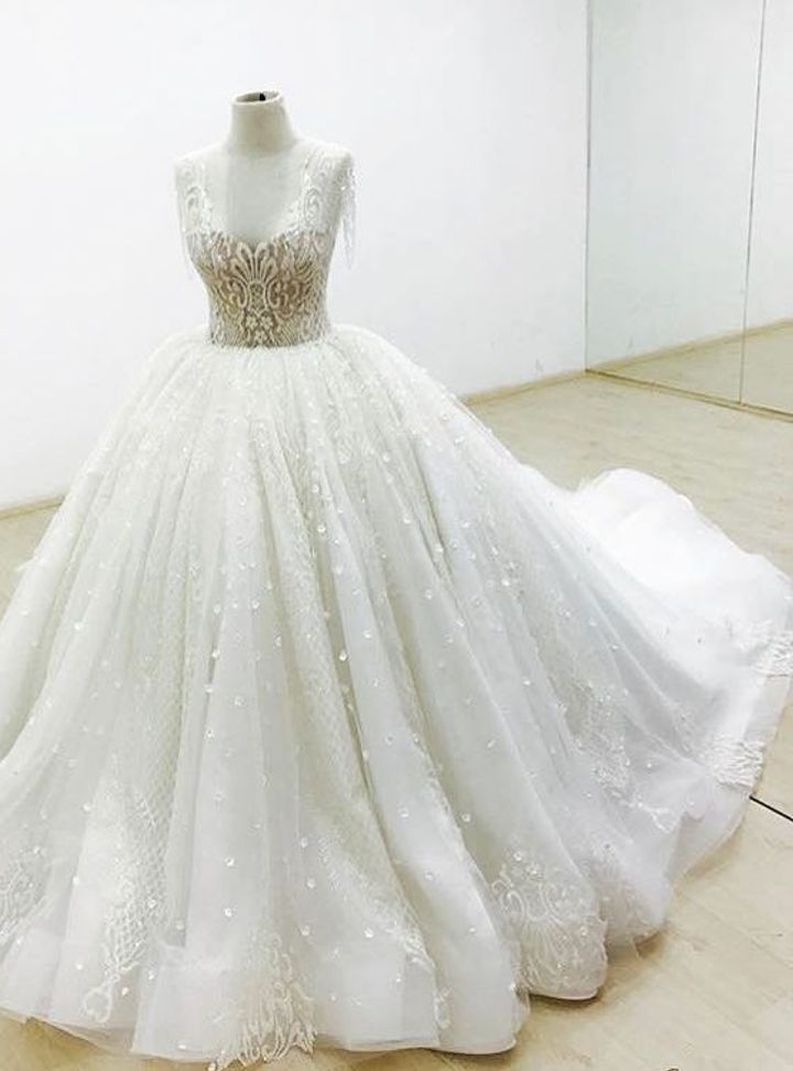 Nehir Tayman Couture 40