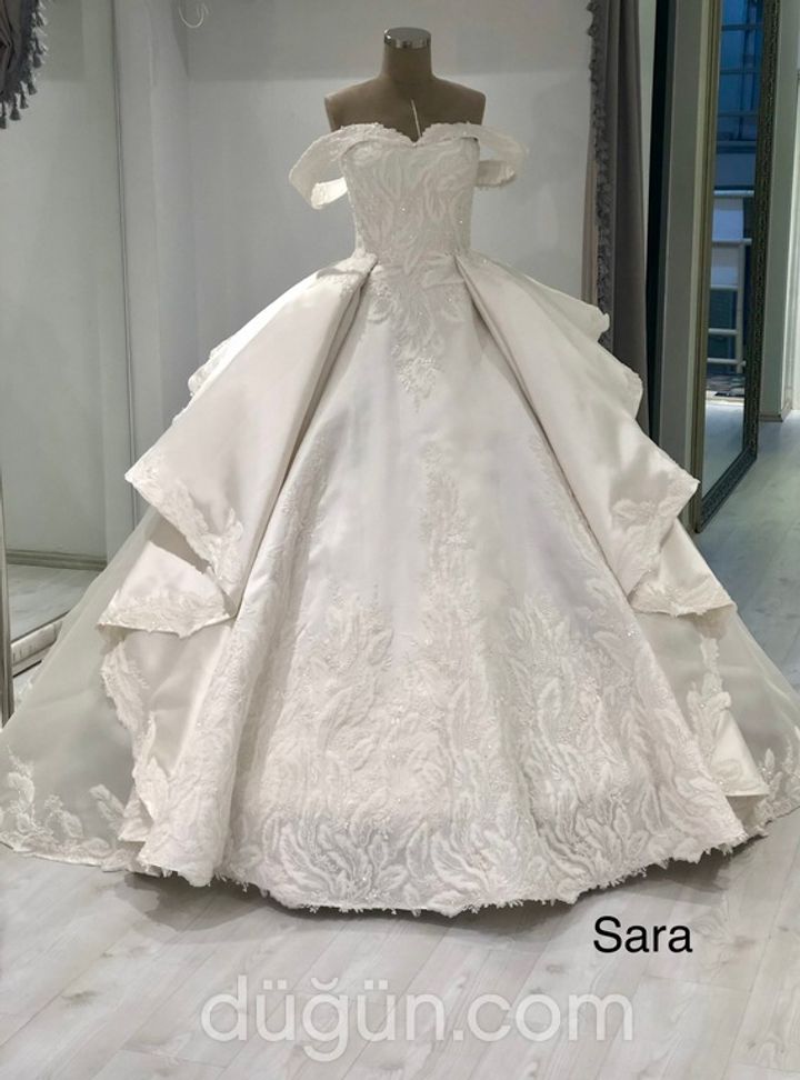 Nehir Tayman Couture Sara