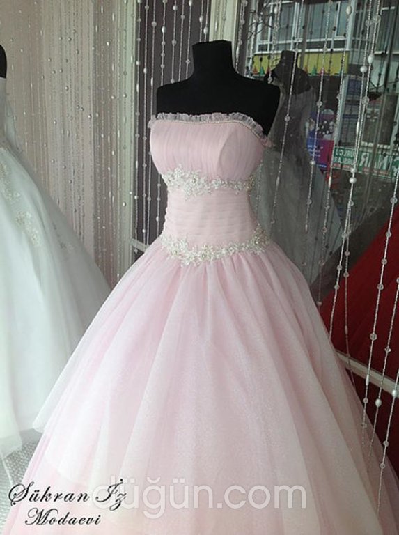 Şükran İz Moda Evi