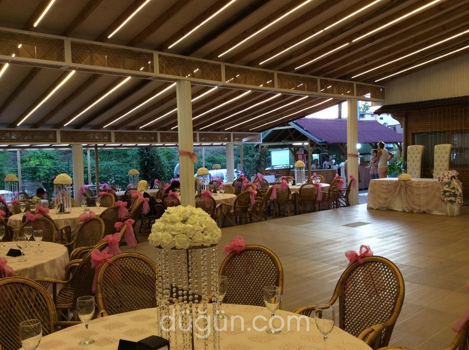 Acarlar Zümrüt Bahçe