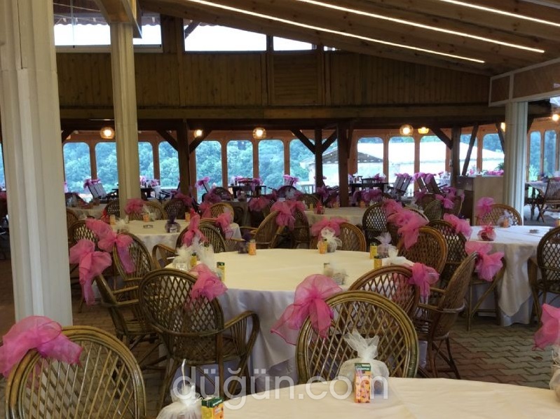 Acarlar Zümrüt Bahçe