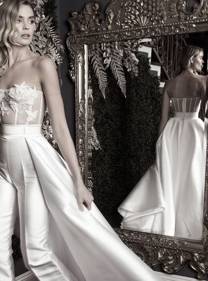 Galia Lahav  19