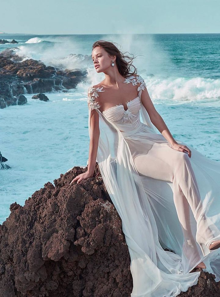 Galia Lahav  24