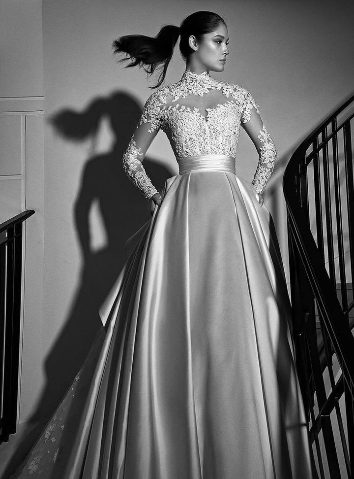 Zuhair Murad 18 Prenses Kesim Modern Göğüs Dekolteli Gelinlik