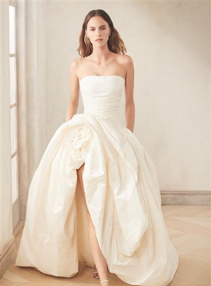 Oscar De La Renta Asimetrik Etekli