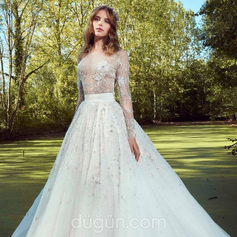 2019 Zuhair Murad Uzun Kollu İşlemeli  Prenses kesim İllüzyon yaka  Modern gelinlik