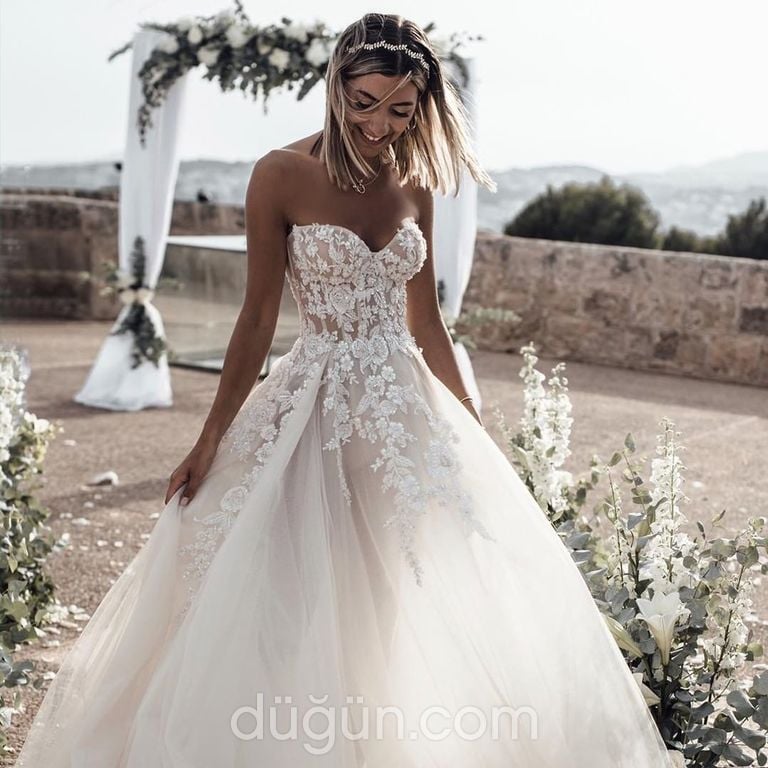 Galia Lahav  20