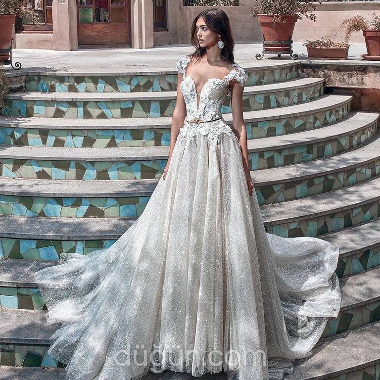 Galia Lahav  25