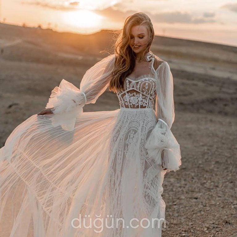 Galia Lahav  16