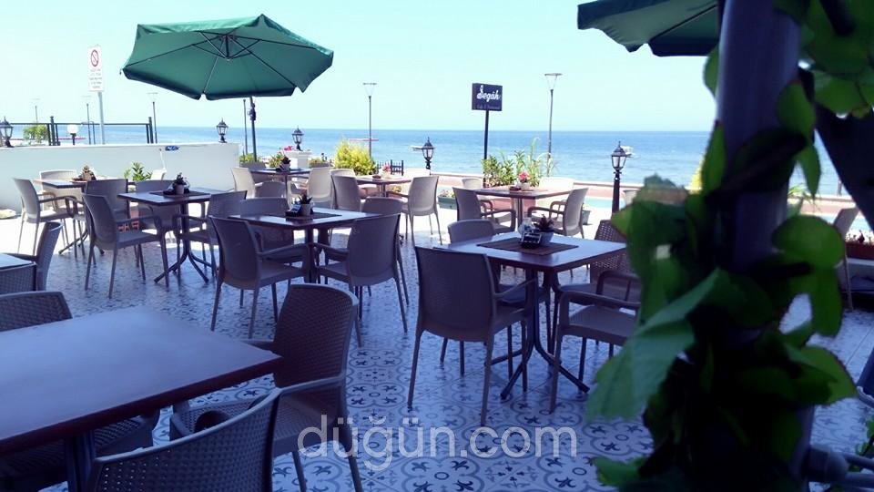 Segah Cafe & Restaurant