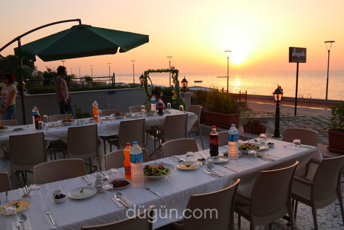 Segah Cafe & Restaurant