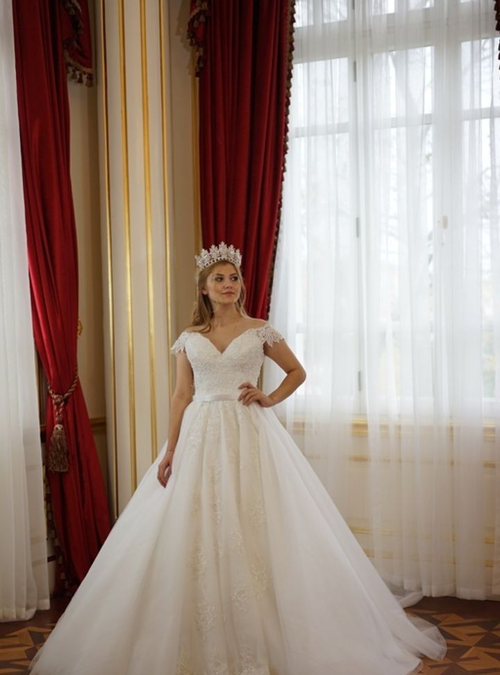 Cansu Tasçı Couture 15