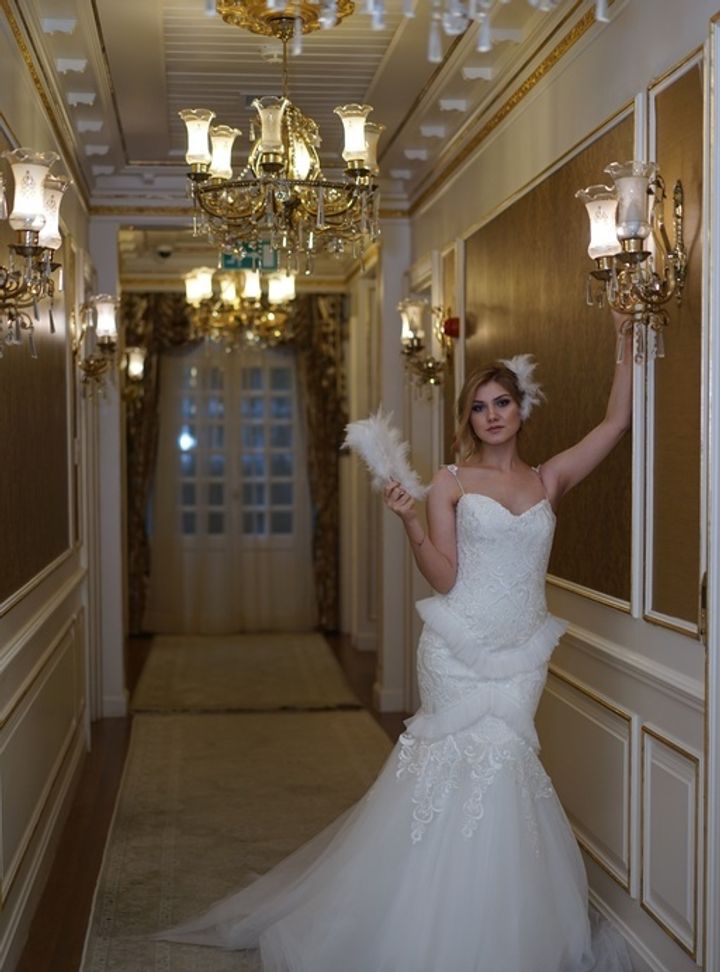 Cansu Tasçı Couture 22 Balık Kesim Straplez Göğüs Dekolteli Gelinlik