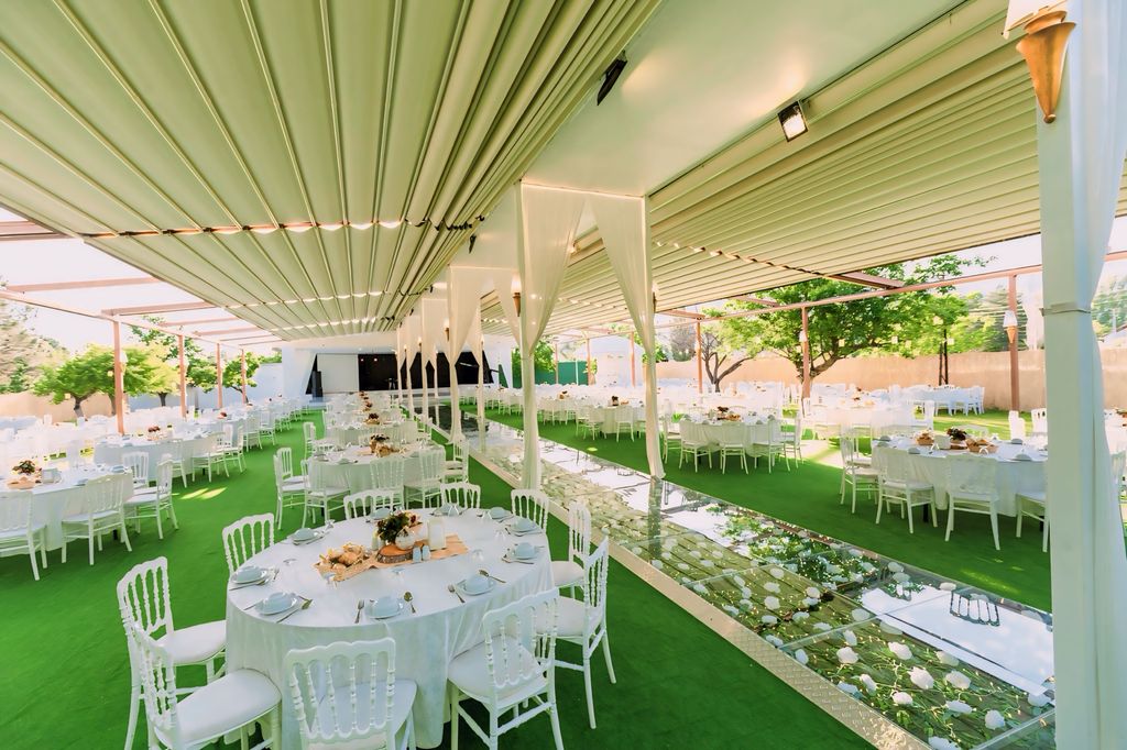 Trend Saray Kır Bahçesi