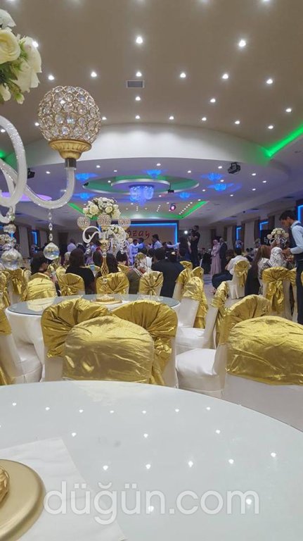 Özay Düğün Salonu