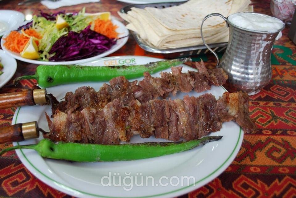 Gez Gör Cağ Kebap