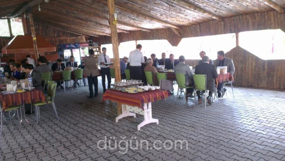 Ak Özdemir Restaurant
