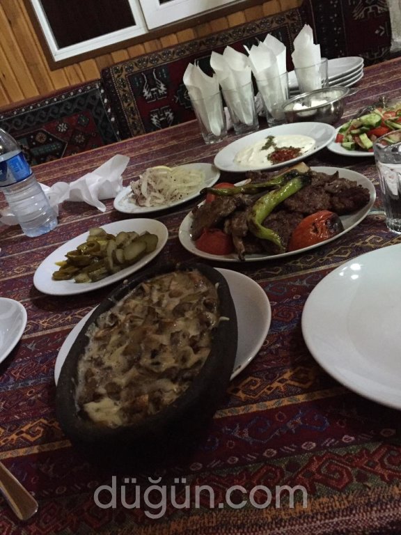 Ak Özdemir Restaurant