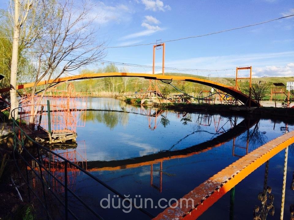 Ak Özdemir Restaurant