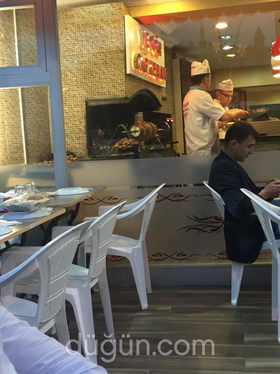 Ye Gör Cağ Kebap