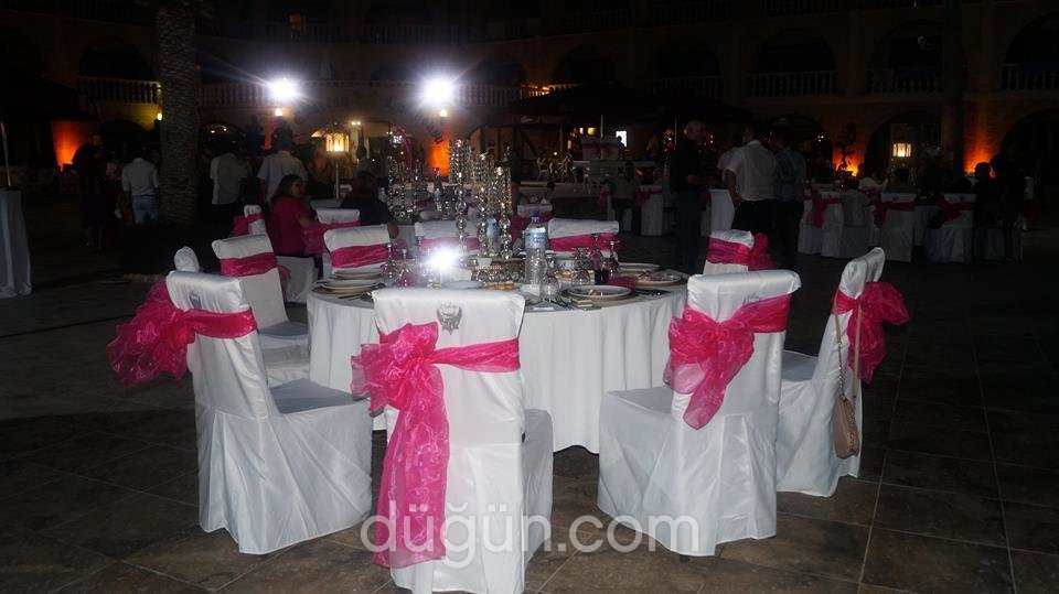 Le Chateau Lambousa Hotel