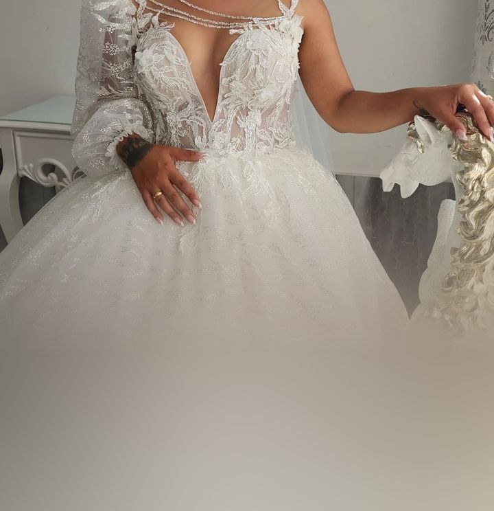 White Queen Hair Nail Beauty Salon