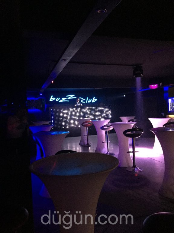 Buzz Club