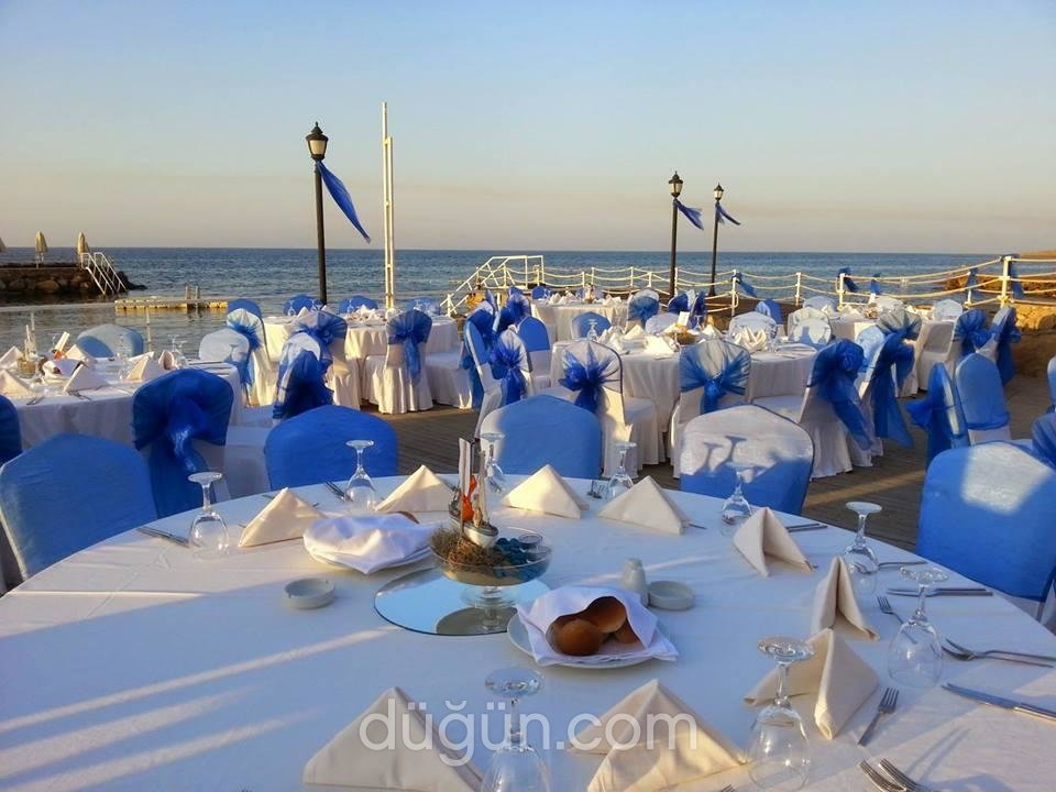 Cornaro Beach Club & Restaurant