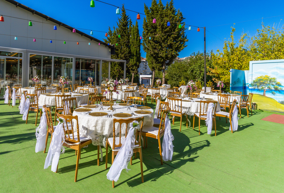 Grand Life Garden