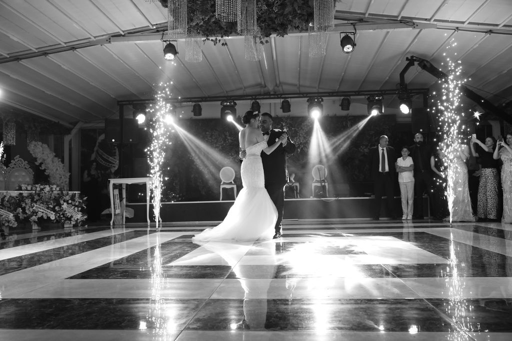 Hera Kulüp Davet ve Balo Salonları