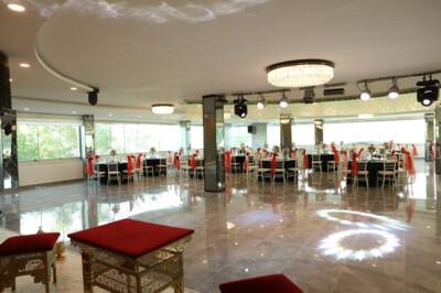 Hera Balo Salonları