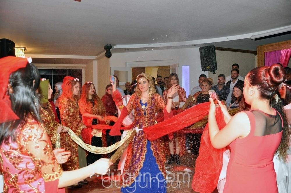 Hera Balo Salonları