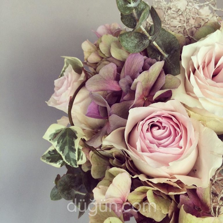 Ege Soley Corporate & Event Flowering