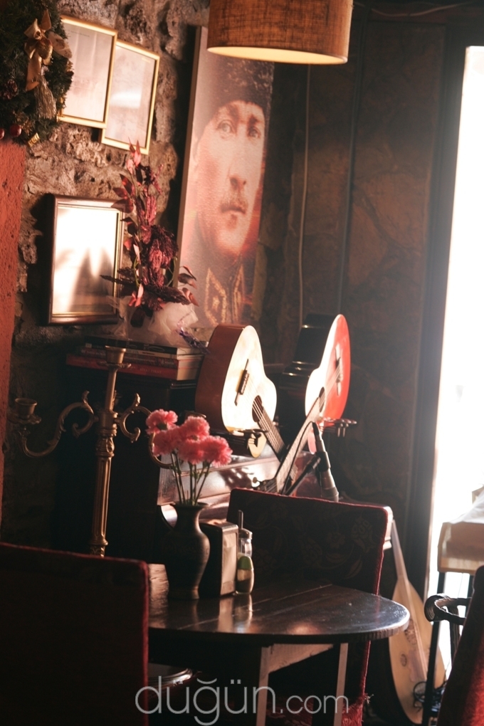 Yorgo Seferis Residence