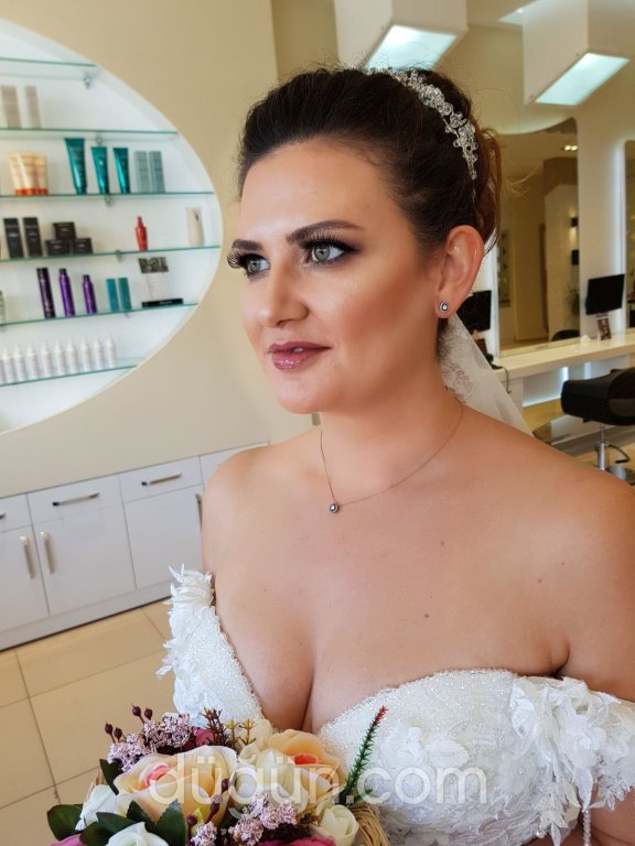 Erhan Apaydın Kuaför Güzellik Merkezi