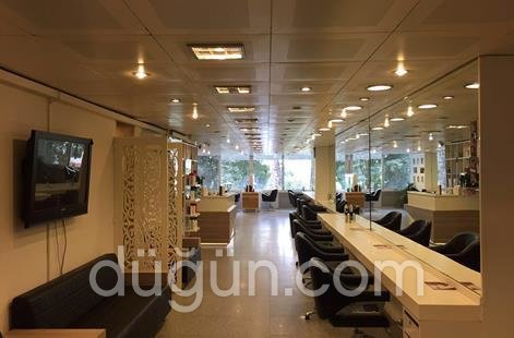 Arte + Pui Hair Studio