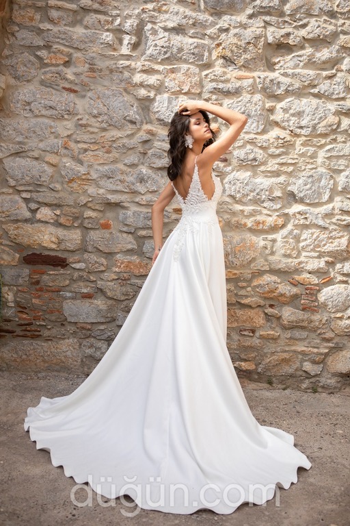 Sade Gelinlikler