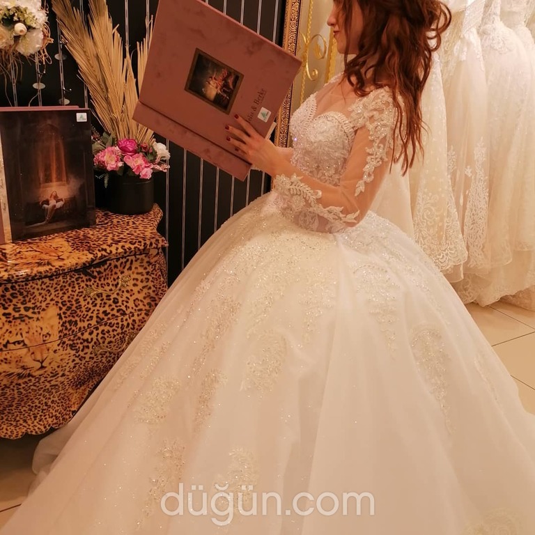 Neslihan Önen Wedding House