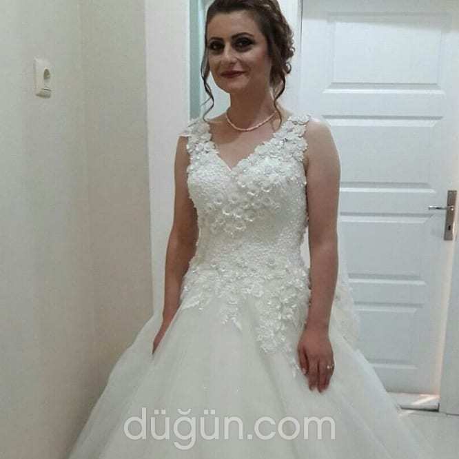 Neslihan Önen Wedding House