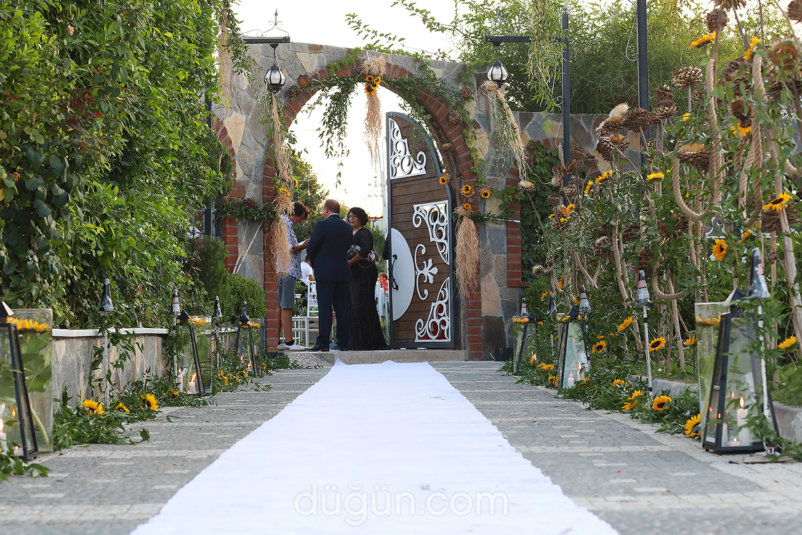 Riva Garden Kır Düğünü Antalya