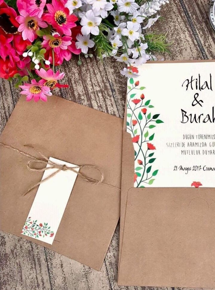 İnce Çiçek Figürlü Bohem Davetiye