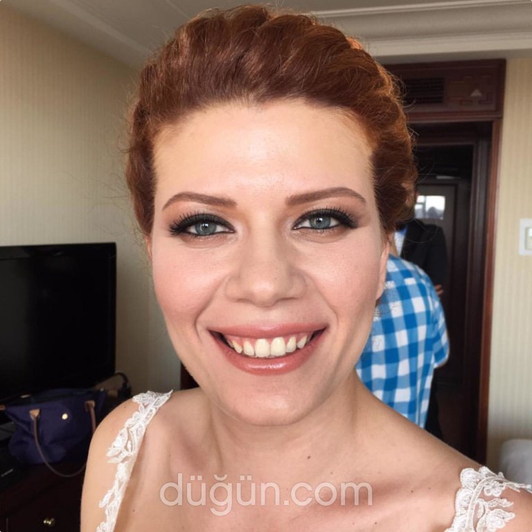 Selma Cvo Hair And Make Up Artist