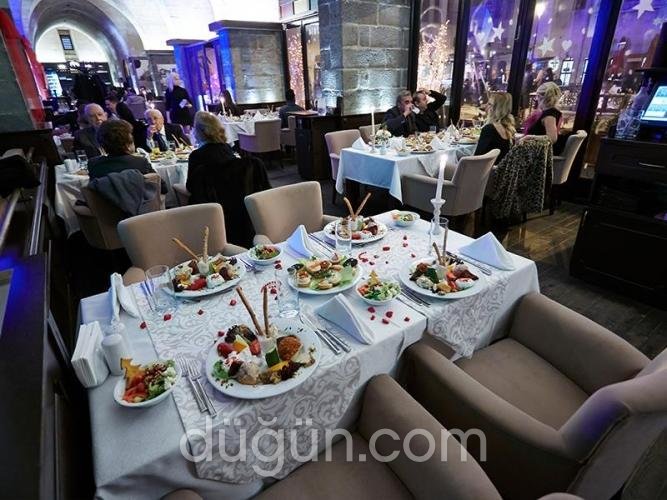 Bayazhan Restaurant
